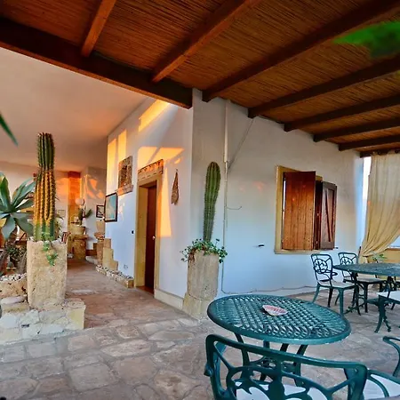 Felline In Bed&Breakfast Dimora Di Charme El Salento Exterior foto
