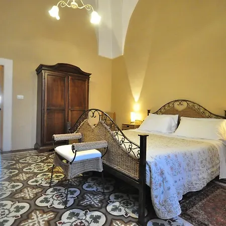 Felline In Bed&Breakfast Dimora Di Charme El Salento Exterior foto